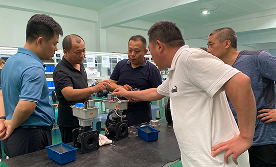 固安领导莅临我司，为高质量发展提出指导意见